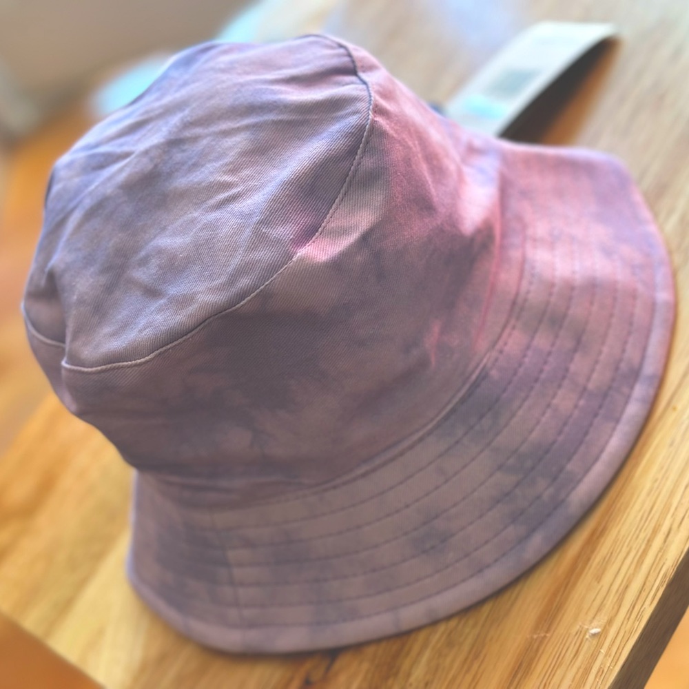 Steve Madden purple tie-dye reversible bucket hat